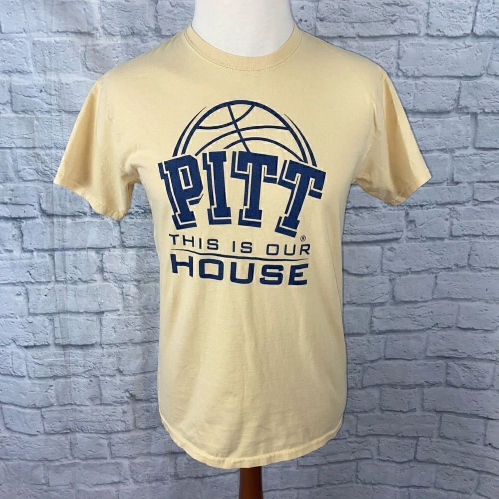 Gildan University of Pitt Crewneck short sleeve basketball t-shirt yellow sz med
